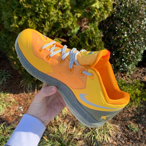 Nike LeBron 11 Max Low “Flordian/Atomic Mango” - Picture 5 of 8